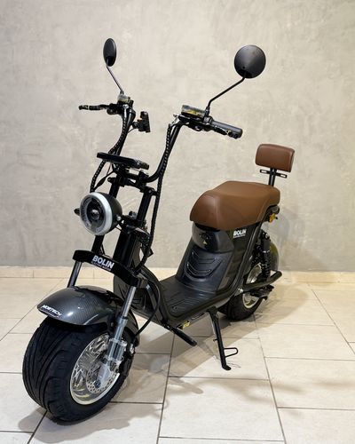 X13 — Scooter Elétrica